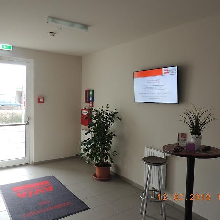 Avia Motel Bisamberg Korneuburg Εξωτερικό φωτογραφία