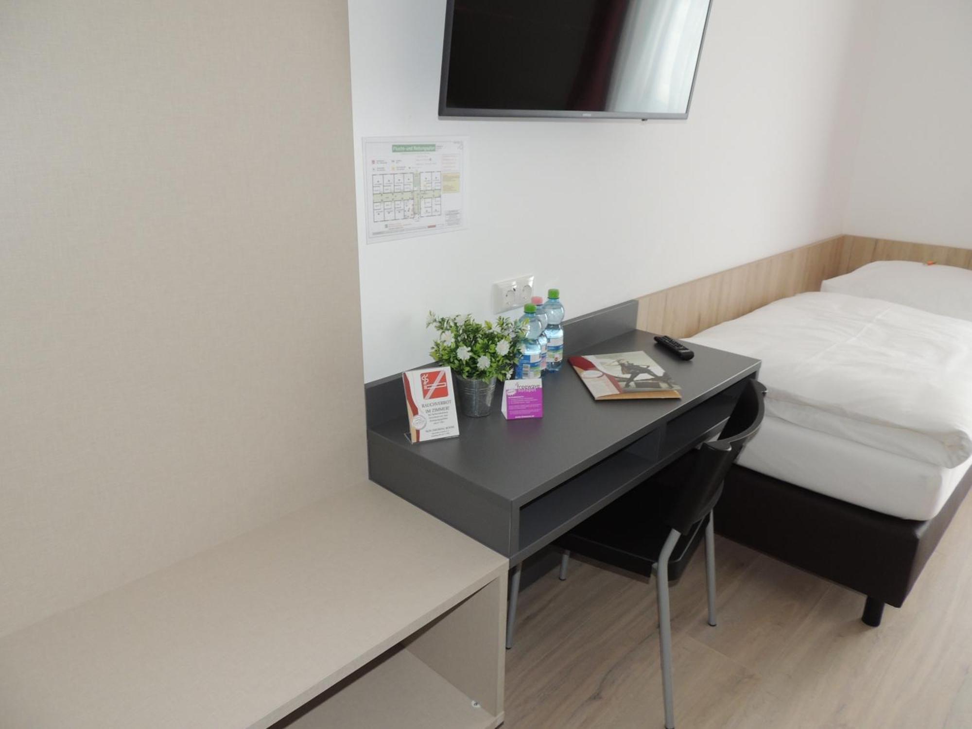 Avia Motel Bisamberg Korneuburg Δωμάτιο φωτογραφία