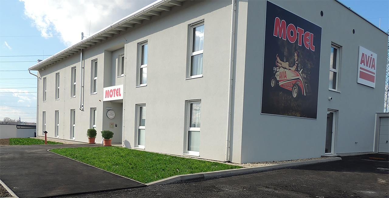 Avia Motel Bisamberg Korneuburg Εξωτερικό φωτογραφία